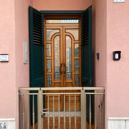 5 Min From Lecce - Domus Antiqua Lizzanello
