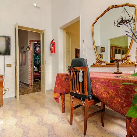 Daire 5 Min From Lecce - Domus Antiqua Lizzanello
