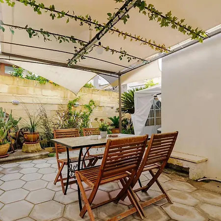 5 Min From Lecce - Domus Antiqua Lizzanello